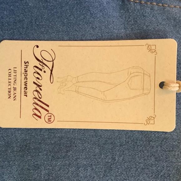 Shapewear NEW Fiorella butt lifter jeans size 7 - Picture 4 of 8